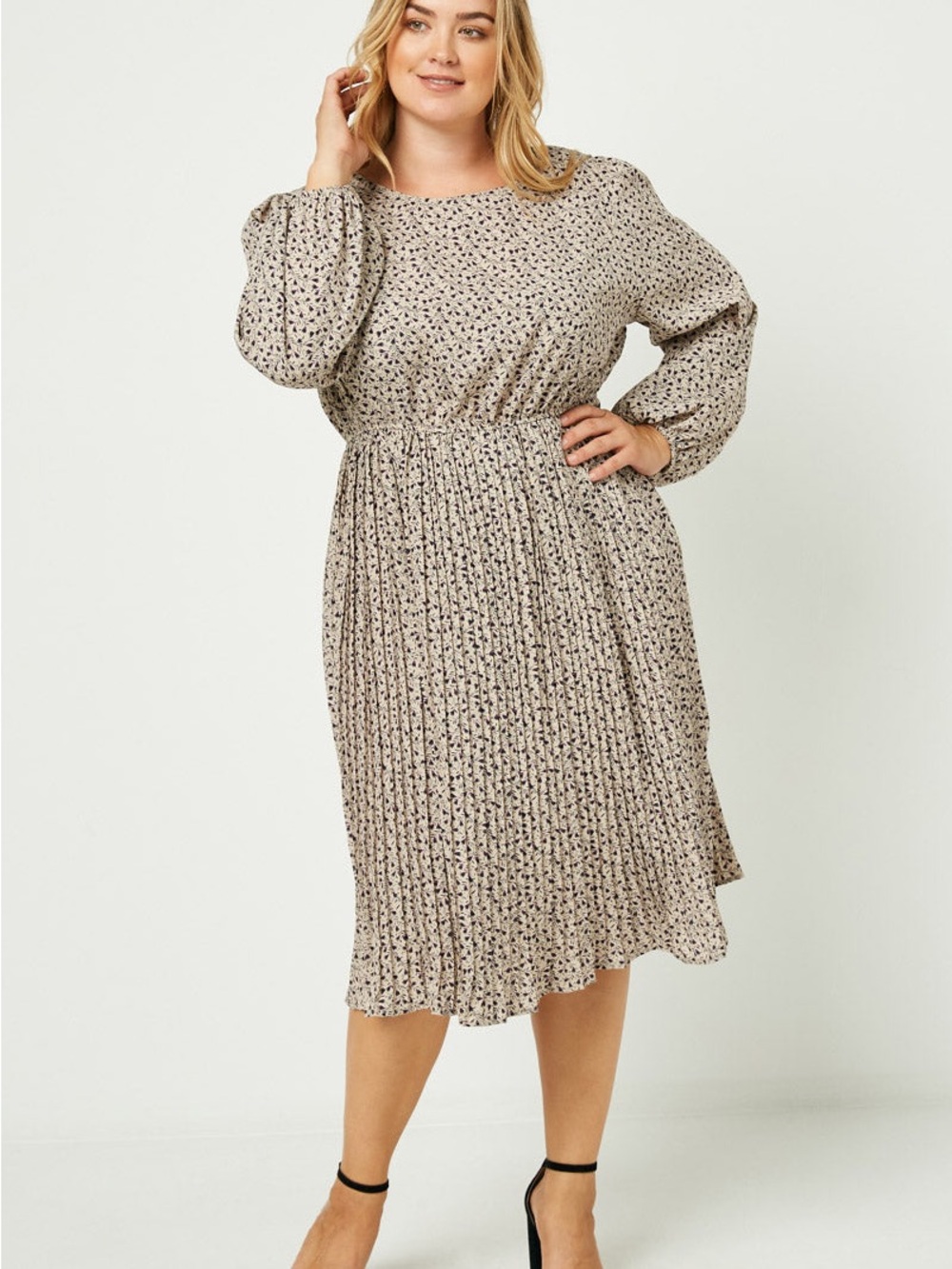 Ditsy Print Pleated Skirt Midi Dress - Picture 2 of 6